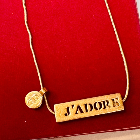 Dior Gold J'ADORE Pendant Necklace - Picture 4 of 15